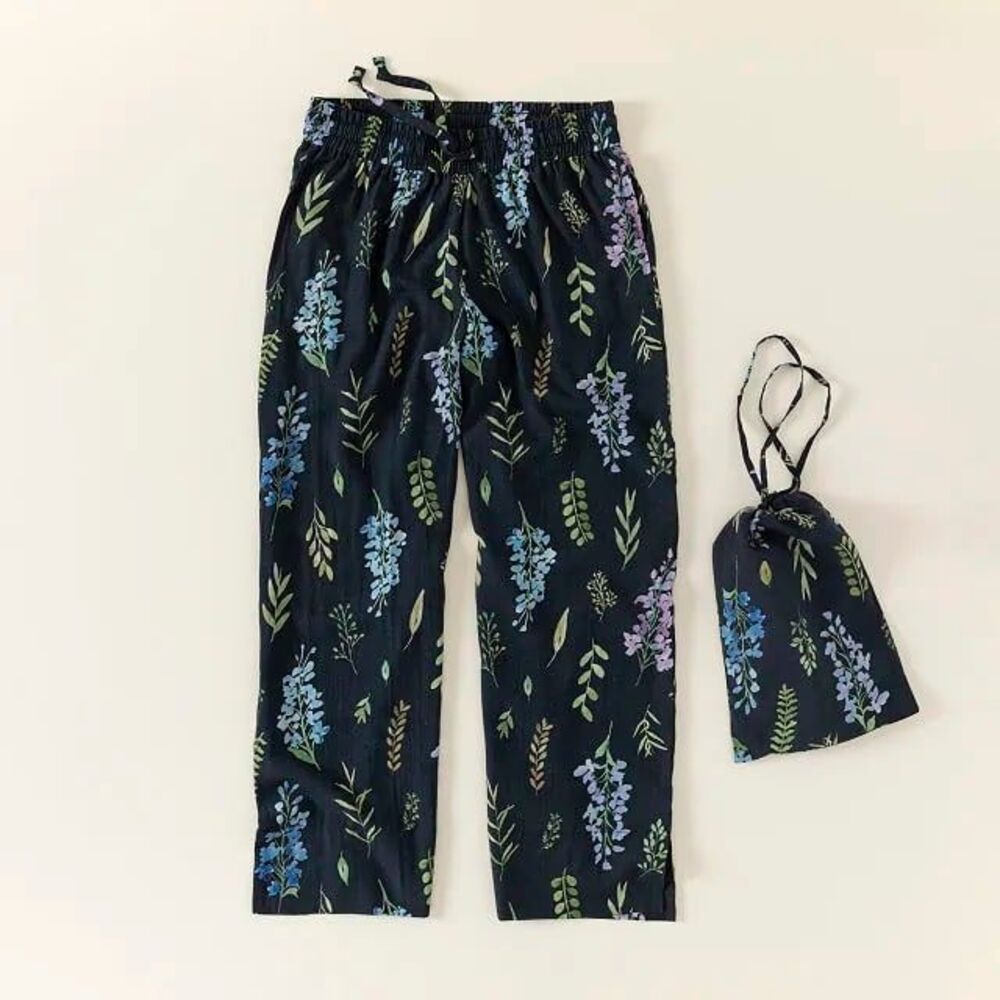 NWT Uncommon Goods Birth Month Flower Lounge Pajama Pants in Larkspur Floral